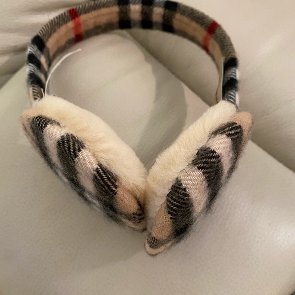 burberry earmuffs